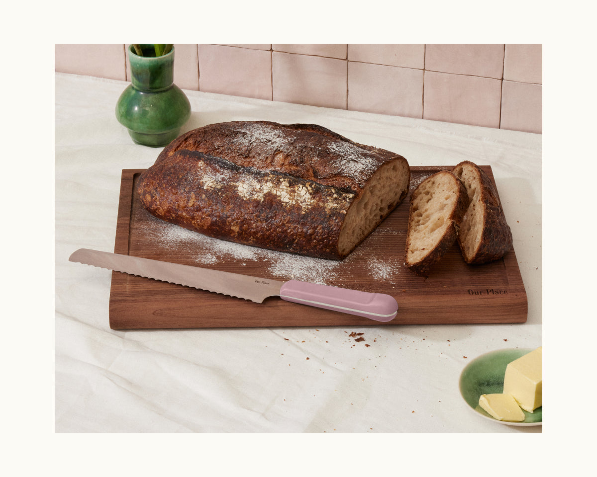 Serrated Slicing Knife in Lavender View 4