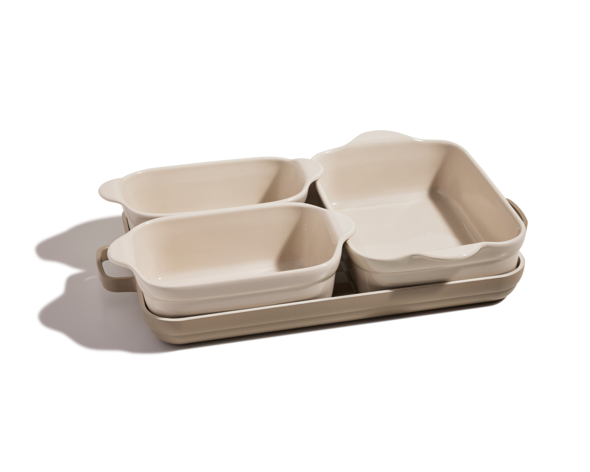 Ovenware Set in Steam View 1